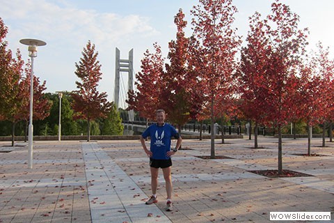 runner stands in park